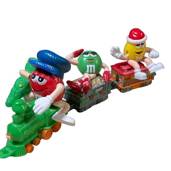 M&Ms Mini Plastic Christmas Train Set of Three - Picture 2 of 12